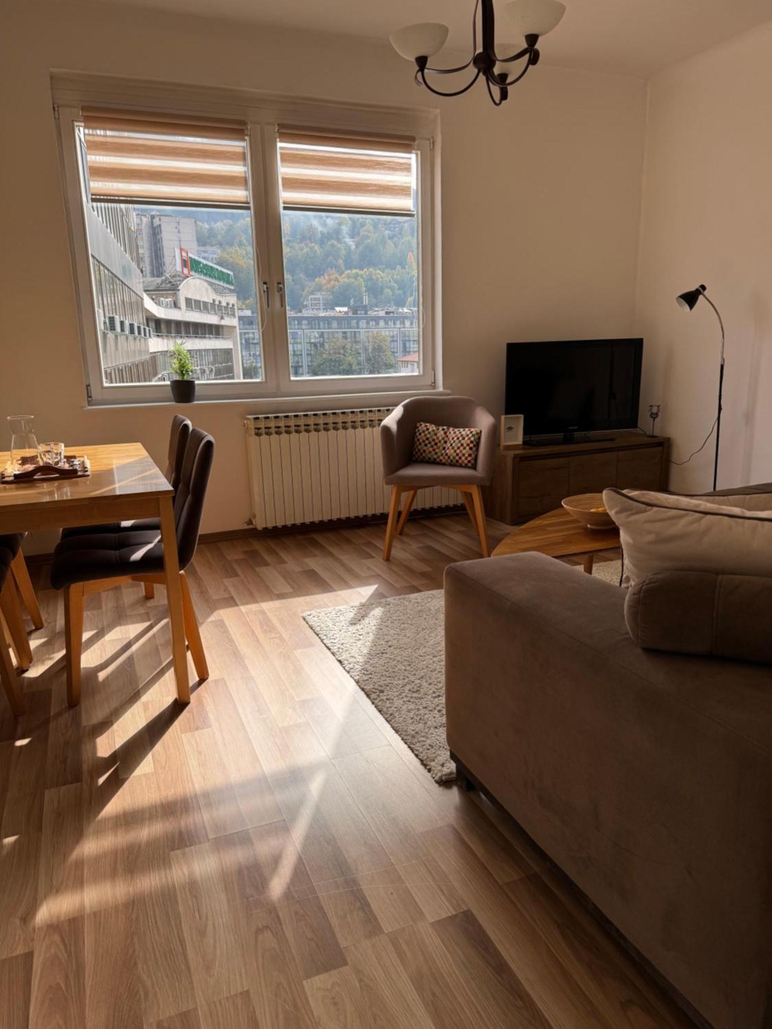 Apartment By Theatre Saraybosna Dış mekan fotoğraf